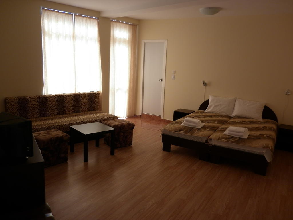 Ivanova Cheshma Guest House Varna Esterno foto